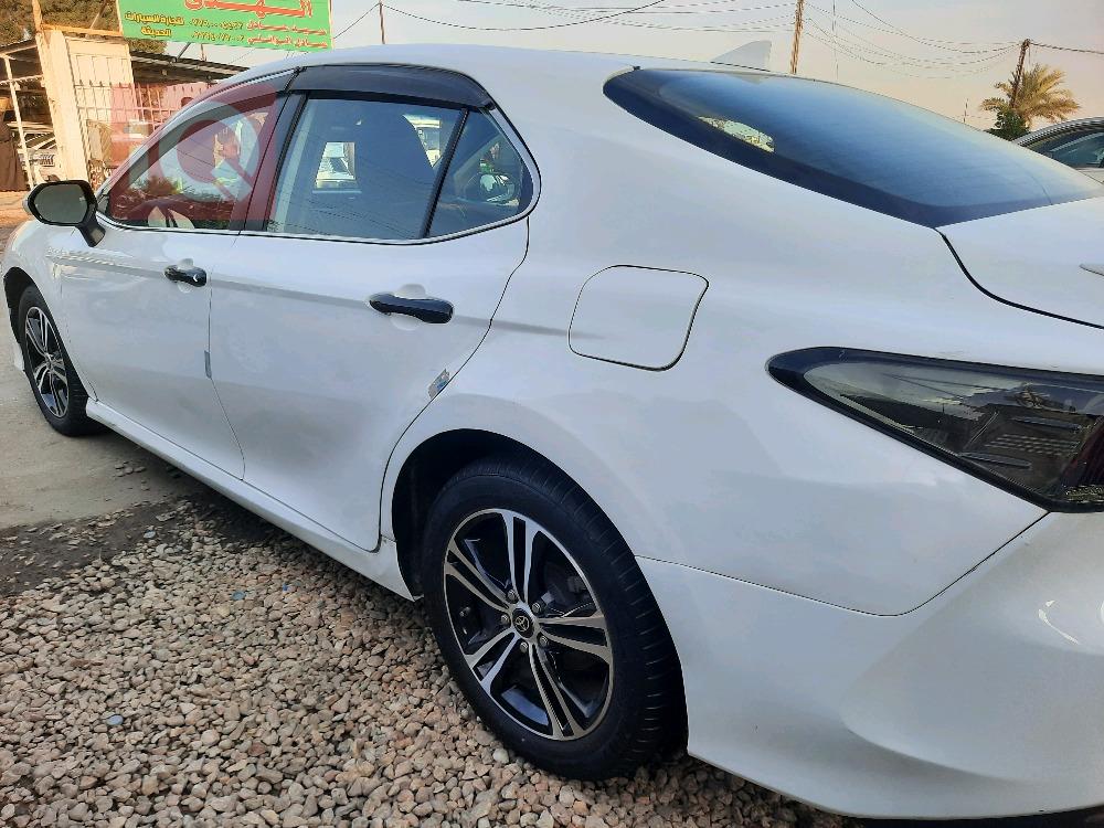 تۆیۆتا کامری